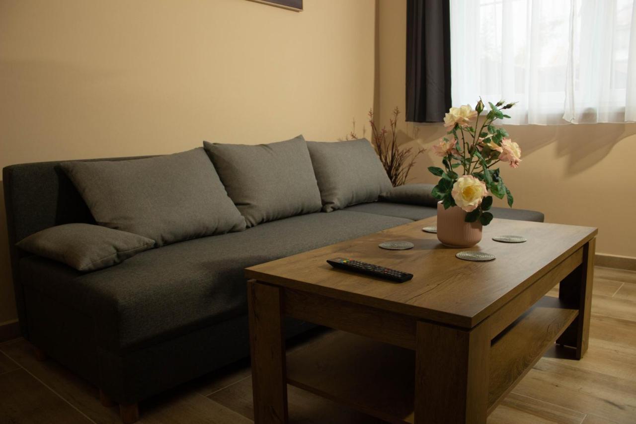 Apartmany Pilot Velka Hledsebe Exteriör bild